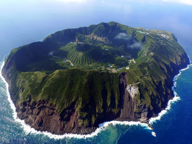 aogashima.jpg